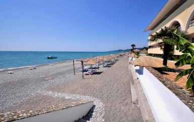 Пляж - отель Арина